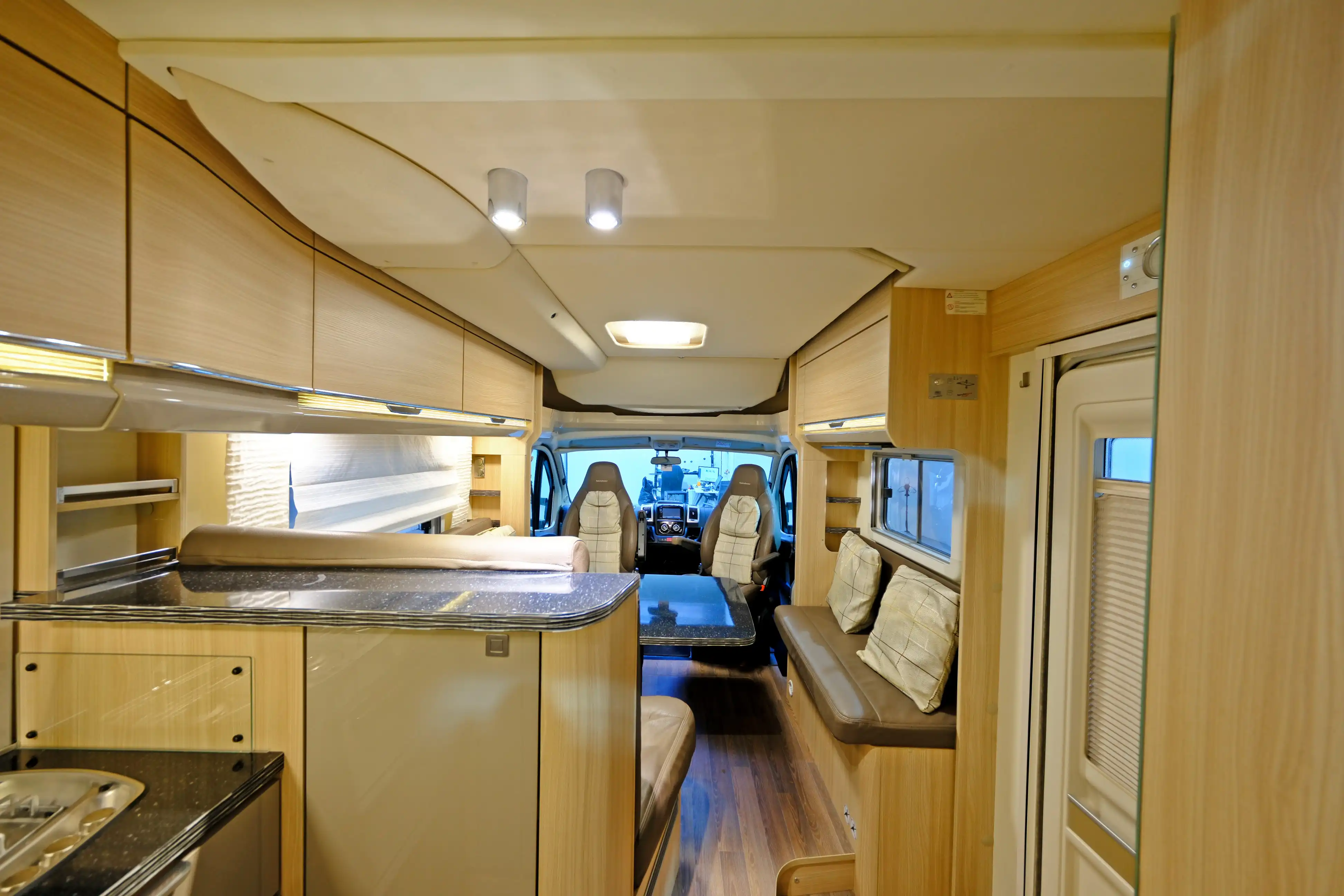 BUERSTNER Ixeo IT 680 G - Ansicht 8